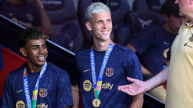 Ламин Ямаль и Дани Ольмо. Футболисты «Барселоны» Ламин Ямаль и Дани Ольмо