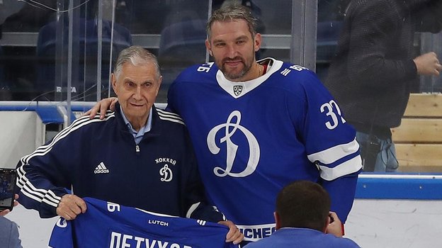 Станислав Петухов и Александр Овечкин. Станислав Петухов и Александр Овечкин