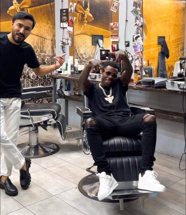 Алишер Джураев и Квинси Промес.