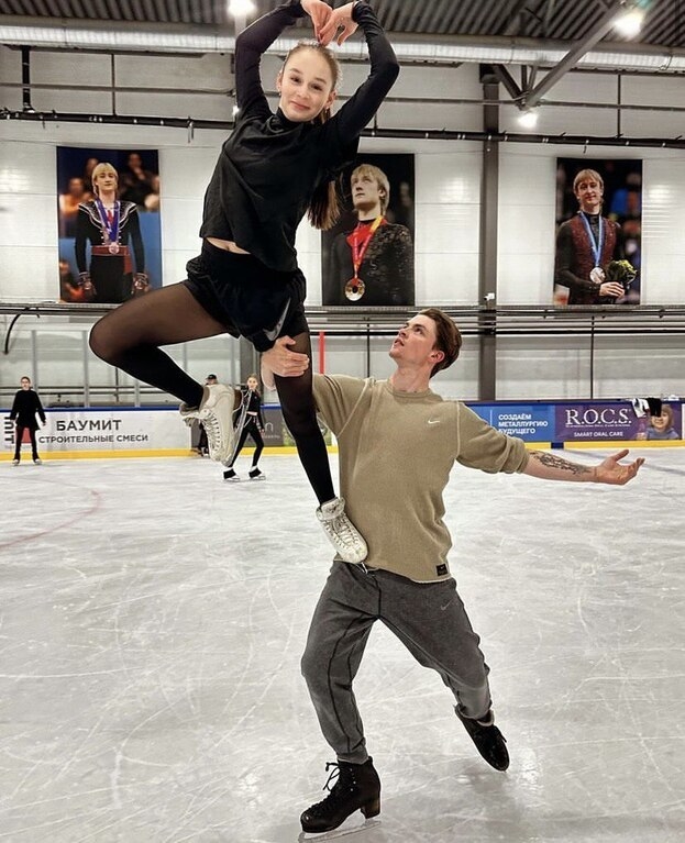 Валерий Ангелопол и Дарья Карева.