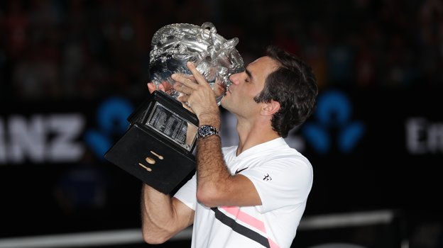 Роджер Федерер празднует победу на Открытом чемпионате Австралии. 2018 год.