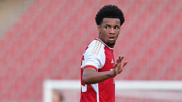 Итан Нванери.