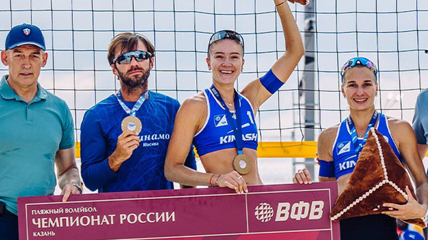 Победительницы соревнований у женщин Надежда Макрогузова и Светлана Холомина.