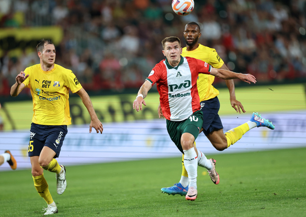 Дмитрий Воробьев (№10). Футболист «Локомотива» Дмитрий Воробьев