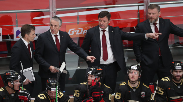 Сергей Звягин, Боб Хартли, Константин Шафранов, Дмитрий Рябыкин (слева направо).