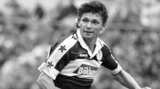 Юрий Савичев в форме «Санкт-Паули». Юрий Савичев в форме «Санкт-Паули».