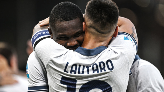 Лаутаро Мартинес и Маркус Тюрам.