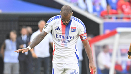 «Лион» на грани краха. Клубу нужно срочно заработать 100 миллионов евро — все игроки выставлены на трансфер