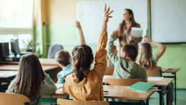 Форма по ГОСТу и запрет на телефоны: что изменится в российских школах с 1 сентября