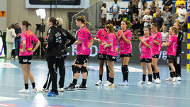 Гандболистки «Вайперс»