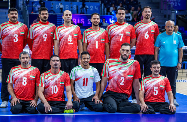 Мортеза Мехрзад (№2) в составе сборной. Паралимпиец Мортеза Мехрзад