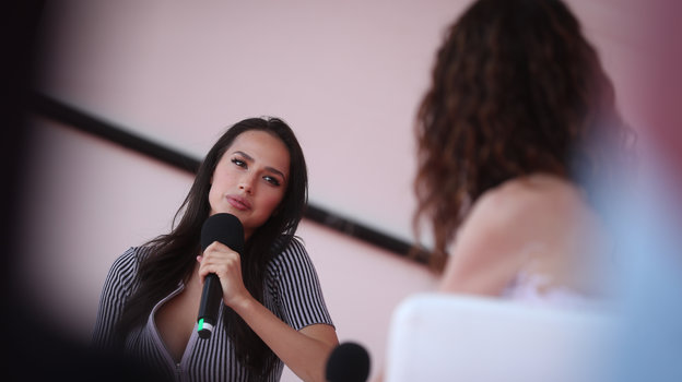 Алина Загитова.