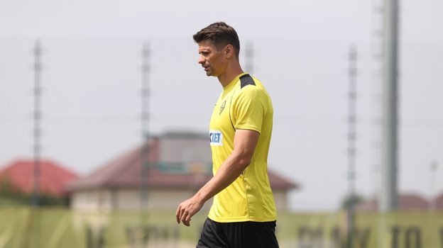 Александр Мартынович.