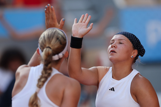 Мирра Андреева и Диана Шнайдер. Теннисистки Мирра Андреева и Диана Шнайдер на Олимпиаде в Париже