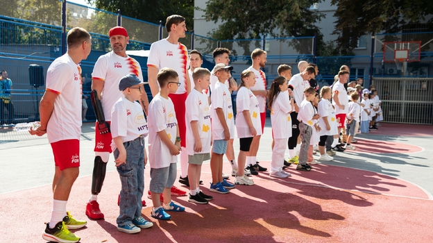 Благотворительный матч команд Фонда Хабенского и ДоброFON.