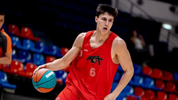 Паша Исмаилов.