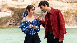 Кадр из сериала «Эмили в Париже»