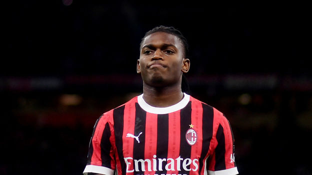 Рафаэль Леау.