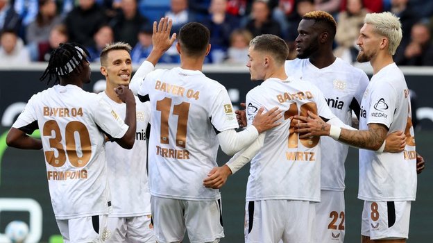 Футболисты «Байера».