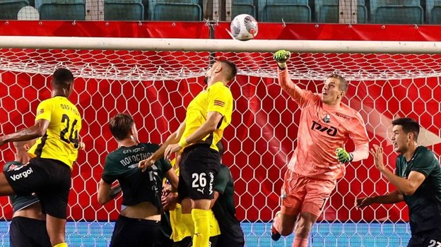 «Локомотив» забил 5 голов во втором тайме.