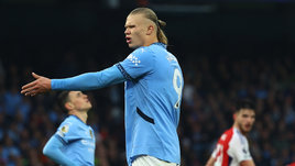 Холанн психанул в матче с «Арсеналом»: швырнул мяч в Габриэла и сцепился с 17-летним дебютантом