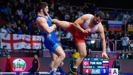 Борцы нарушили рекомендации МОК ради России. Но флаг нашей сборной все равно не вернули