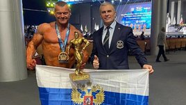 «Мир соскучился по красивым русским девушкам». Наши бодибилдеры показали, как вернуться на международные старты с собственным флагом