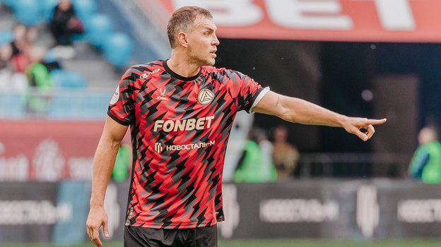 Артем Дзюба. Футболист «Акрона» Артем Дзюба