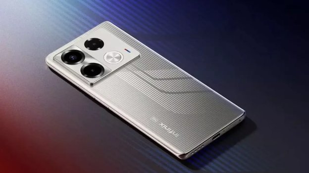 Infinix NOTE 40 Pro Racing Edition.
