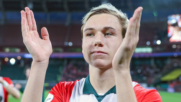 Алексей Батраков. Футболист «Локомотива» Алексей Батраков