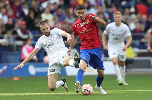 Даниил Уткин и Саша Зделар. Футболисты Даниил Уткин и Саша Зделар