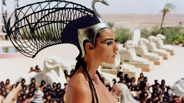 Кадр из фильма «Астерикс и Обеликс: Миссия Клеопатра»