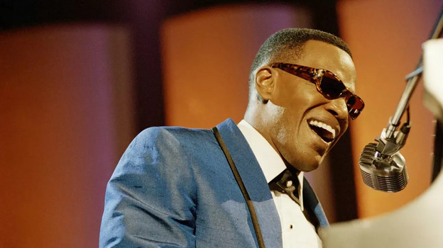 Кадр из фильма «Рэй»