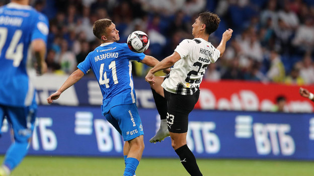 Егор Назаренко (слева).