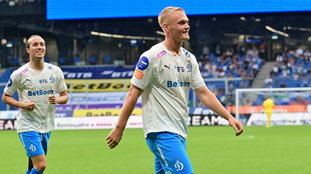 Диего Лаксальт и Константин Тюкавин («Динамо»).