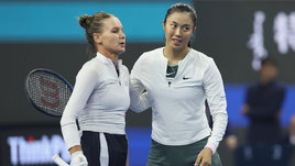 Теннисистки Вероника Кудерметова и Чань Хаочин