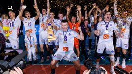 «Динамо» прервало трофейную серию казанского «Зенита». Бело-голубые вырвали Кубок Легенд