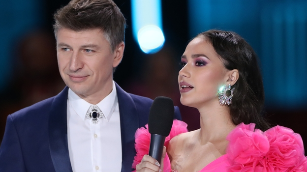 Алексея Ягудин и Алина Загитова.