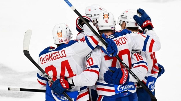 Хоккеисты СКА.