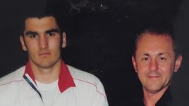 «Артур был побыстрее и поточнее Усика». Большое интервью тренера из Магнитогорска, который сделал Бетербиева сильнее