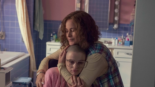 Кадр из сериала «Притворство»