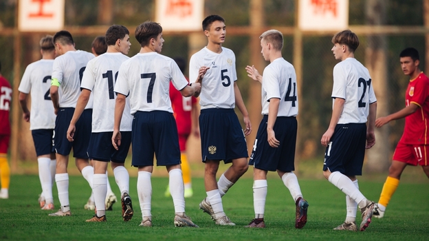 11 октября. Юношеская сборная России U-15 обыграла Китай (2:0).