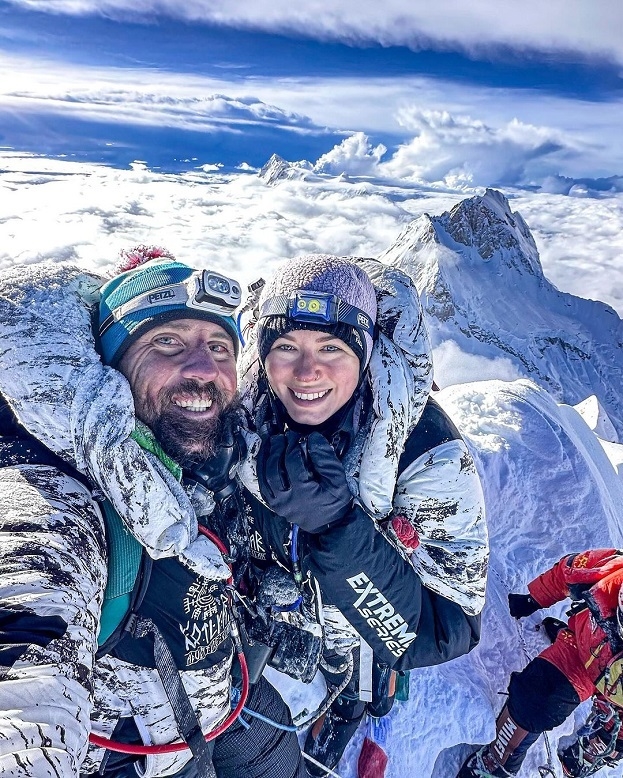 Альпинист Владимир Котляр (слева). Альпинист Владимир Котляр