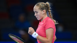 Мирра Андреева продолжает «вешать баранки» в Нинбо. Россиянка уже в четвертьфинале