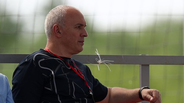 Агент Павел Андреев.