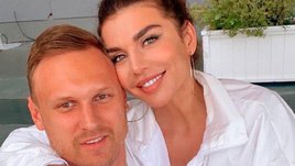 «Моя жизнь не образец, который можно показывать детям». История любви Анны Седоковой и Яниса Тиммы