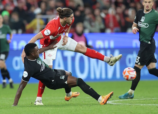 Срджан Бабич и Джон Кордоба.