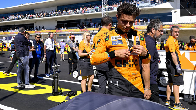 Пилот «Макларена» Ландо Норрис на «Гран-при США» в Остине. Пилот «Макларена» Ландо Норрис на «Гран-при США» в Остине