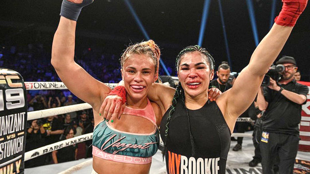 Пейдж Ванзант и Рэйчел Остович.