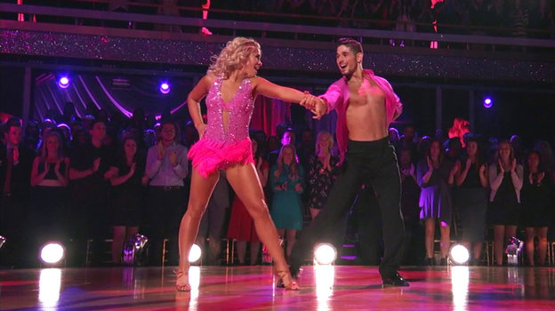 Пейдж Ванзант в шоу «Танцы со звездами». Бывший боец UFC Пейдж Ванзант в шоу «Танцы со звездами»